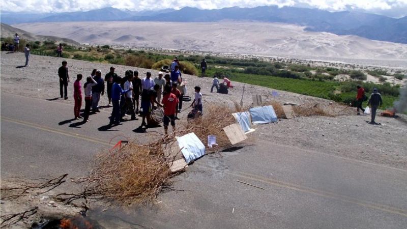 Piquete en Saujil pidiendo renuncia de delegada municipal
