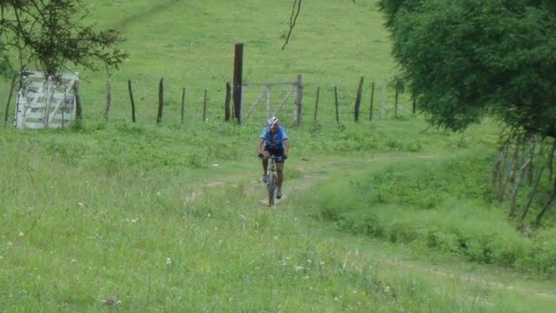 Travesía mountain bike en Paclín