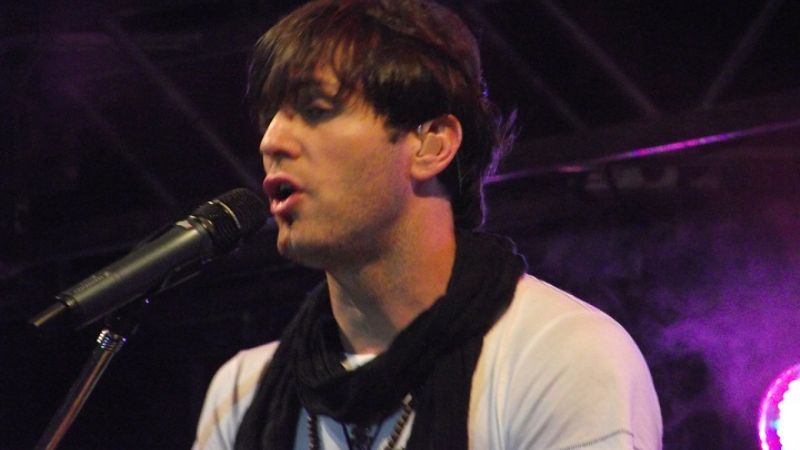 Axel interpretó sus mejores canciones