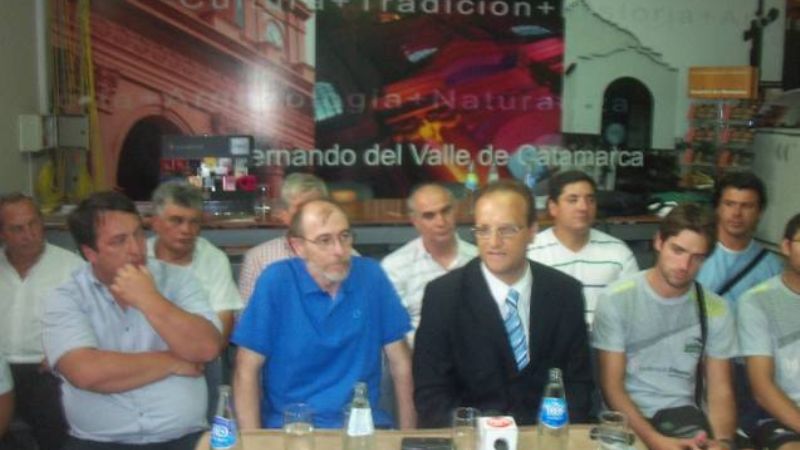 Se puso en funciones al nuevo DT de Catamarca Voley 