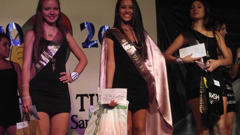 Constanza Rojas es Miss Turismo 2012