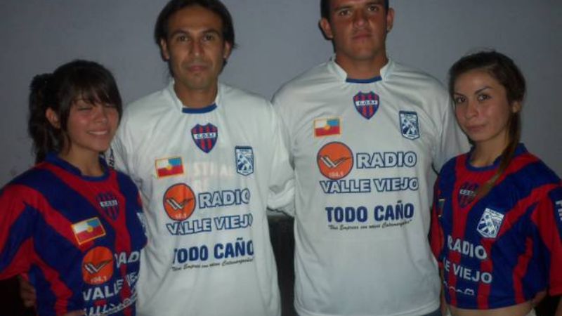 Obreros de San Isidro presentó su nueva indumentaria