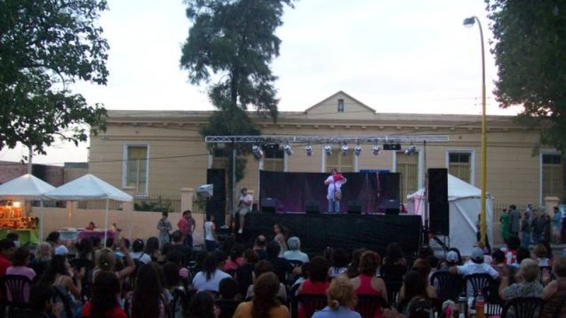 “Viva la Plaza” vibró en Villa Cubas