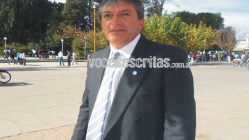 Diputado les pide “celeridad” a los senadores