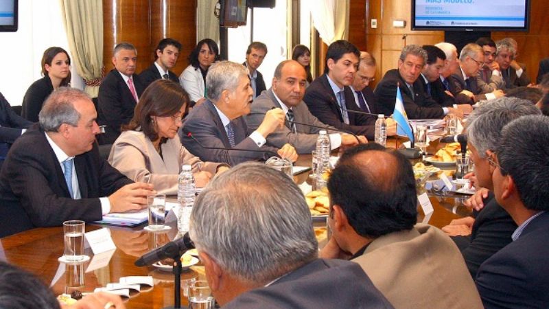 De Vido recibió a Lucía e  intendentes catamarqueños