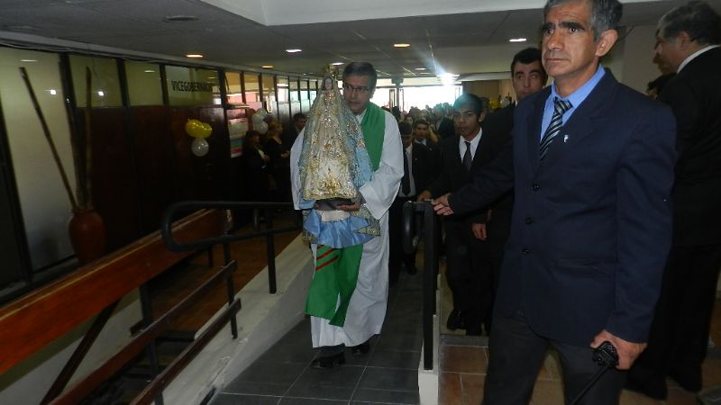 La Virgen visitó el Parlamento
