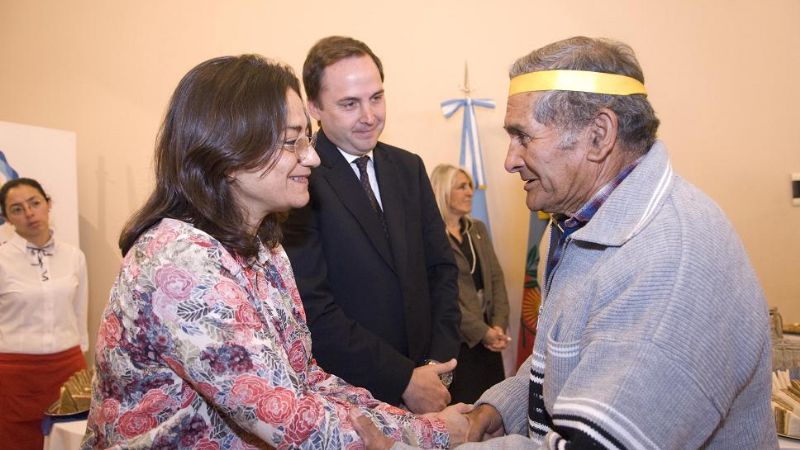 La gobernadora homenajeó a Pueblos Originarios de Catamarca