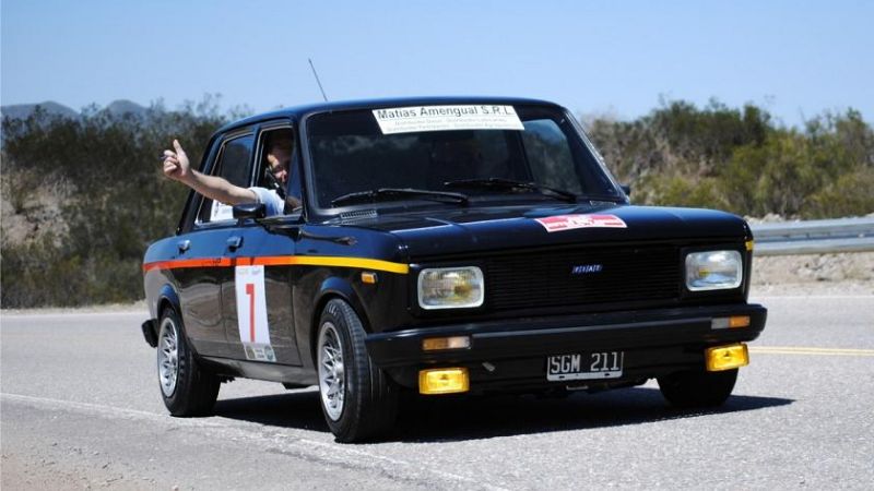 Los autos de época completaron la Ruta del Abobe