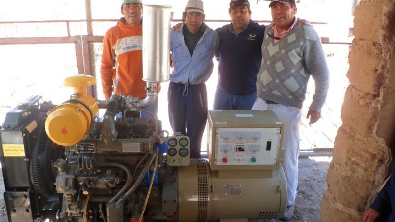 Con el aporte de Minería, 18 familias cuentan con energía eléctrica 