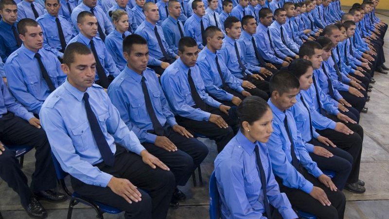 300 nuevos agentes se suman a la Policía