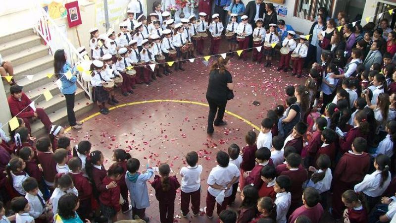Fue recibida la Virgen Peregrina en el Colegio Virgen Niña