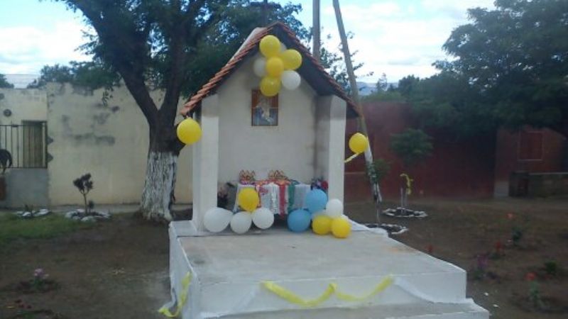 Se inauguró una Ermita en la plazoleta del Barrio Libertador I