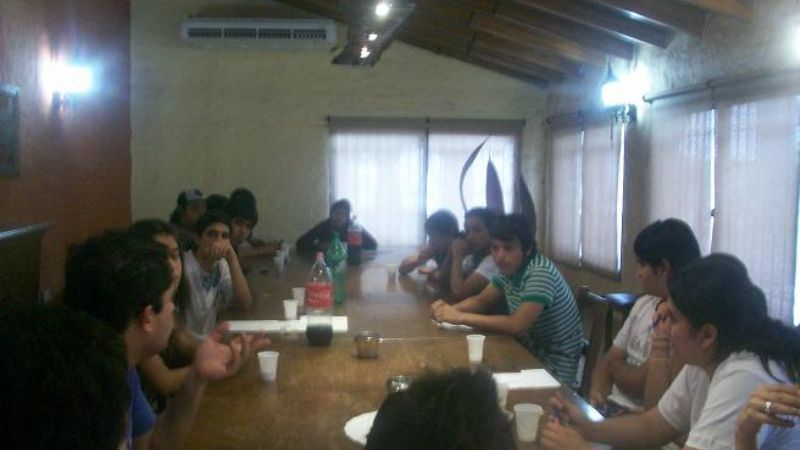 Intenso trabajo con centros de estudiantes