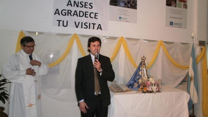 La Virgen Morena bendijo a la familia de ANSES