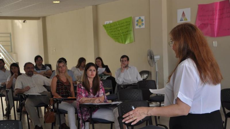 Finalizó el curso sobre cuestiones básicas de tributación