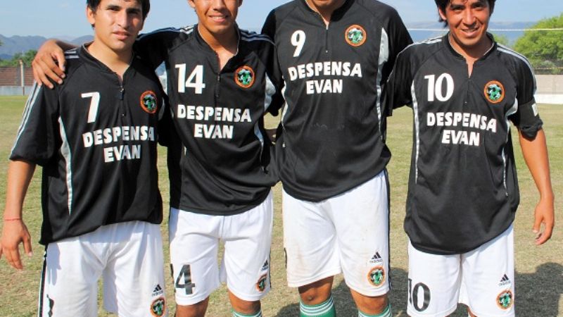 Los Sureños llegó a la cima de la “B” chacarera