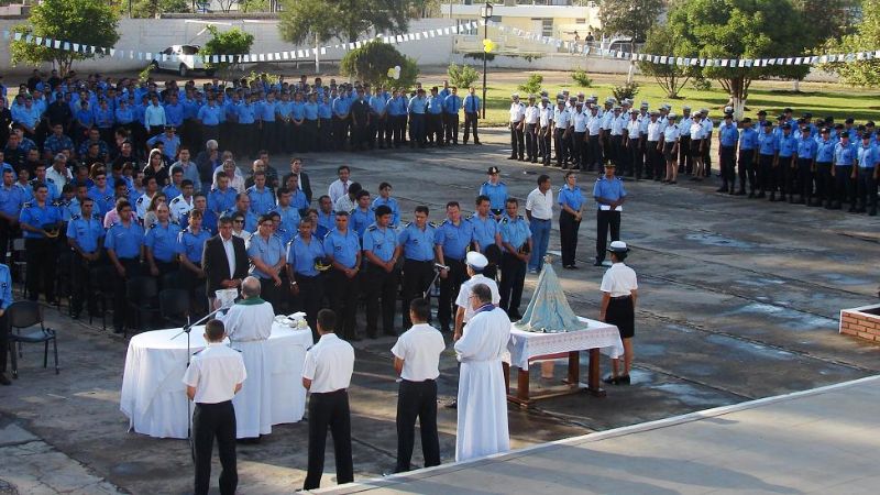La Escuela de Cadetes recibió con honores a la Virgen del Valle 