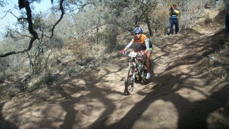 Noelia Carrizo campeona argentina de mountian-bike 