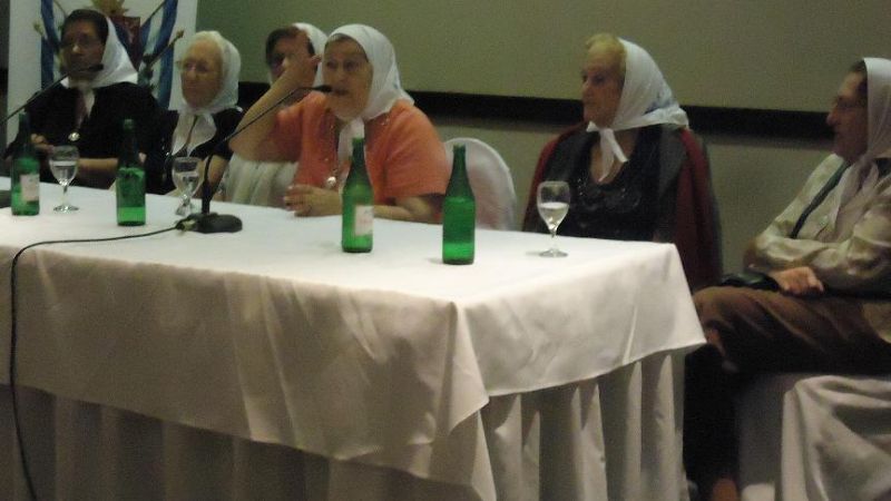 Periodista de Zitelli no la pasó bien con Hebe de Bonafini