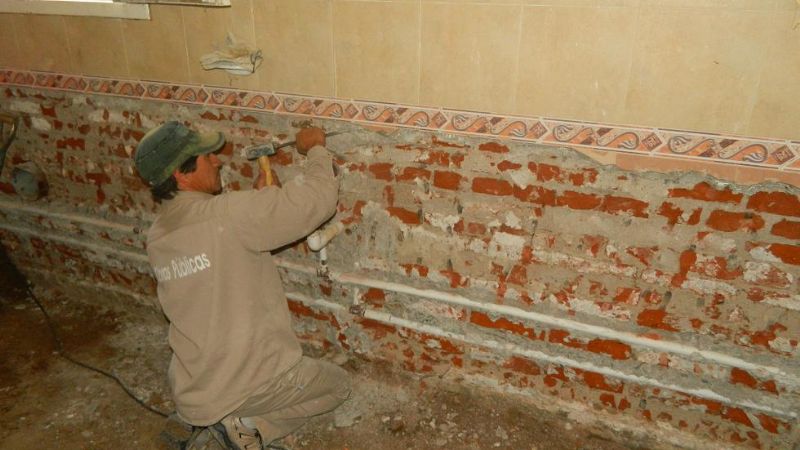 Reparan baños en el Hogar de Ancianos Fray Mamerto Esquiú