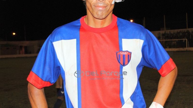 Tesorieri sufrió ante Vélez,  pero empató y sigue arriba