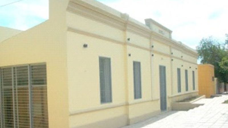 Docentes denuncian anormalidades en los haberes