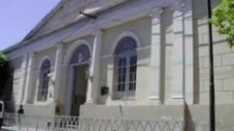 Conocé las carreras que se pueden cursar en el IES Clara J. Armstrong