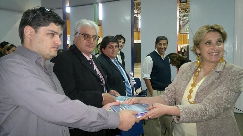 El INADI presentó dos libros