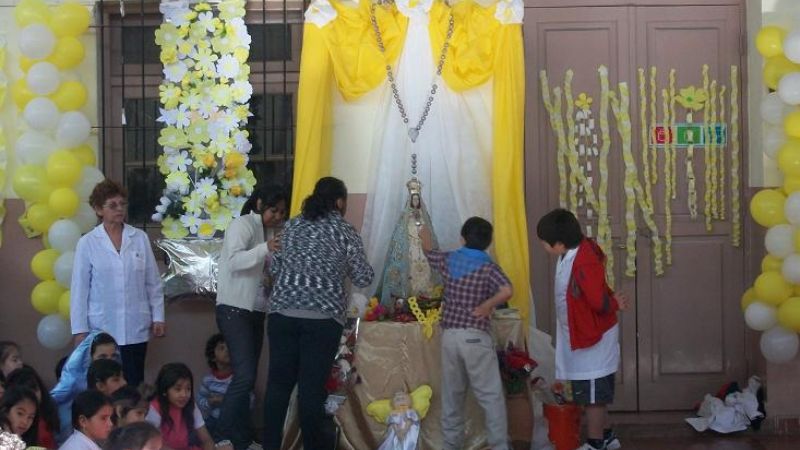 La escuela Rivadavia – Belgrano vivió una fiesta con la presencia de la Virgen