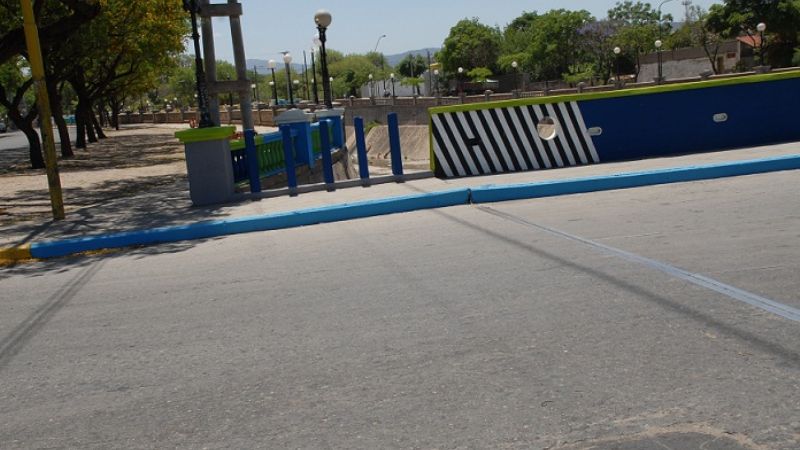 Plan de prueba sobre pinturas en los puentes de acceso a la ciudad