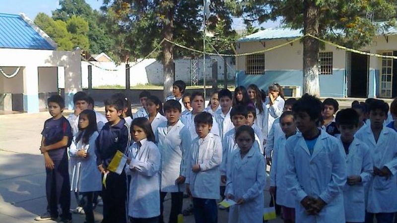 Visita de la Virgen del Valle a la escuela Adán Quiroga