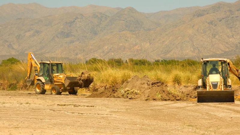 Encauzan el Río Santa María