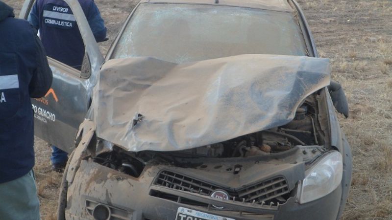 En una persecución, conductor ebrio volcó en la ruta 33