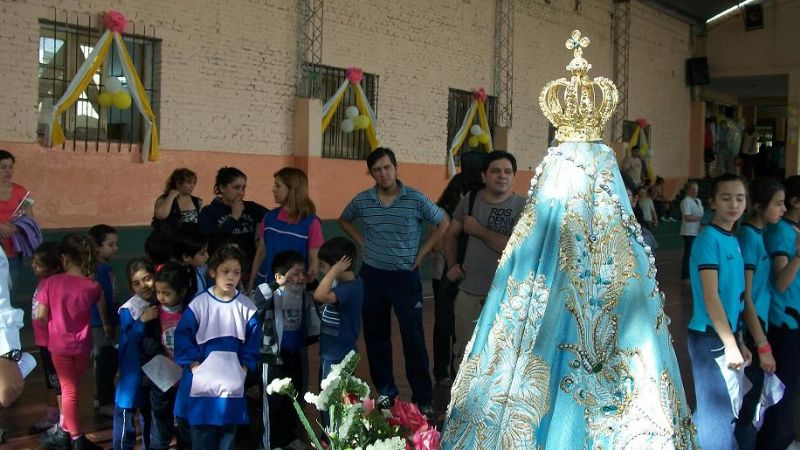 La Virgen visitó la escuela Sarmiento-Moreno