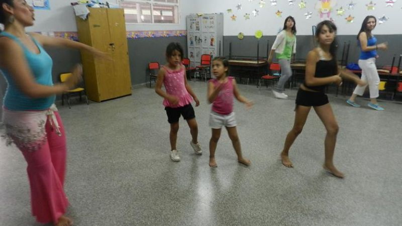 Talleres artísticos en la escuela Eva Perón