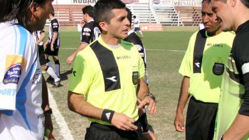 Están los árbitros para la 4ta. del Argentino B
