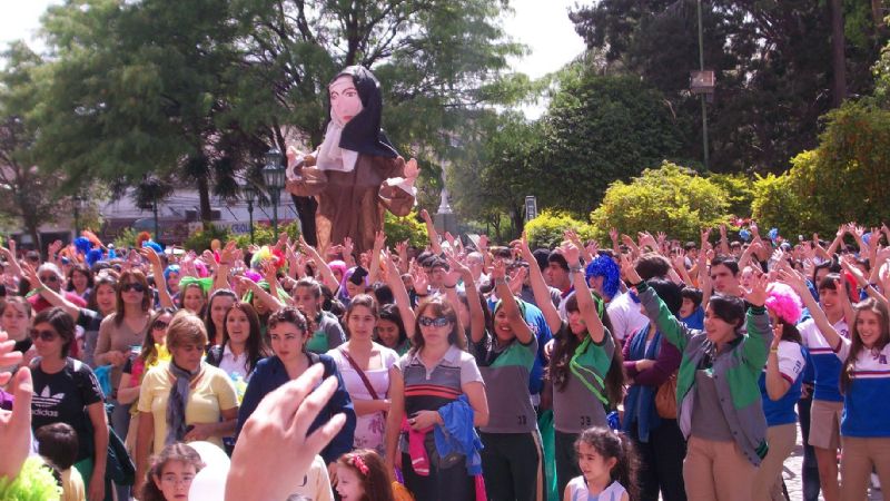 Procesión murga en honor a San Francisco