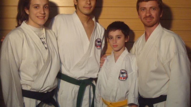 Karatecas locales, al Mundial Juniors Serbia 2012