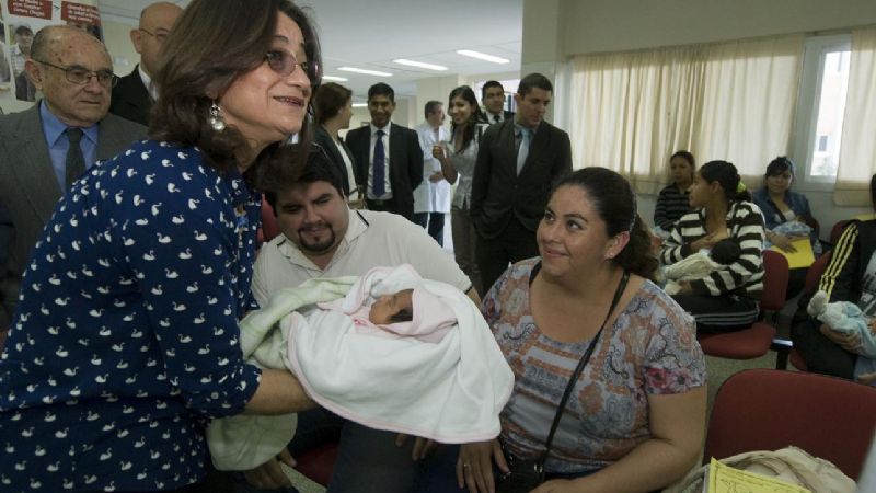 La Gobernadora recorrió la Maternidad