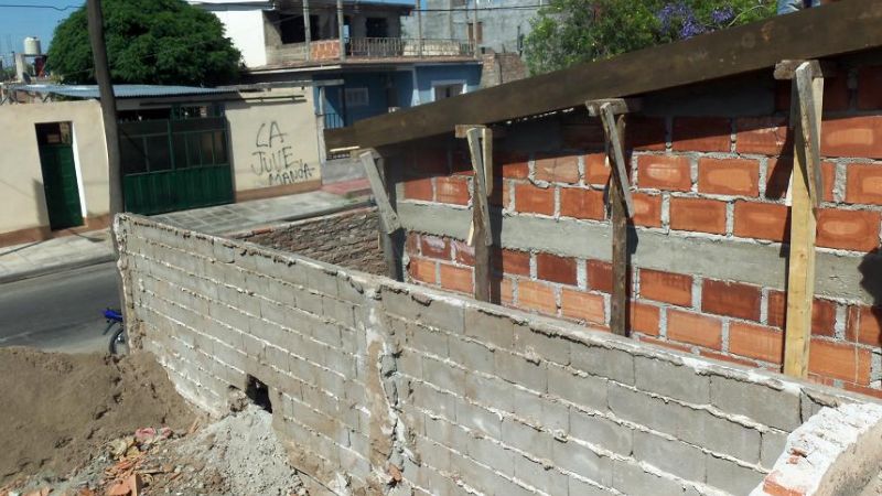 Avanza rápidamente la obra de una vivienda derrumbada