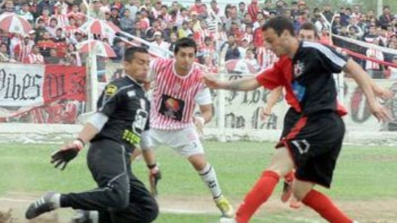 Andino presentará queja por supuesto jugador no fichado de Villa Cubas