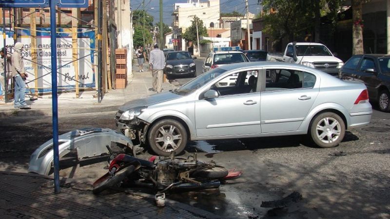 Motociclista herido tras un accidente en el centro