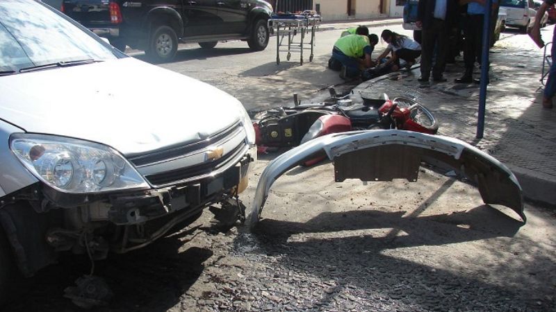 Motociclista herido tras un accidente en el centro