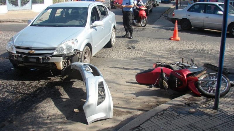 Motociclista herido tras un accidente en el centro
