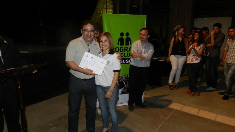Beneficiarios de Capital Social fueron reconocidos por su esfuerzo y dedicación