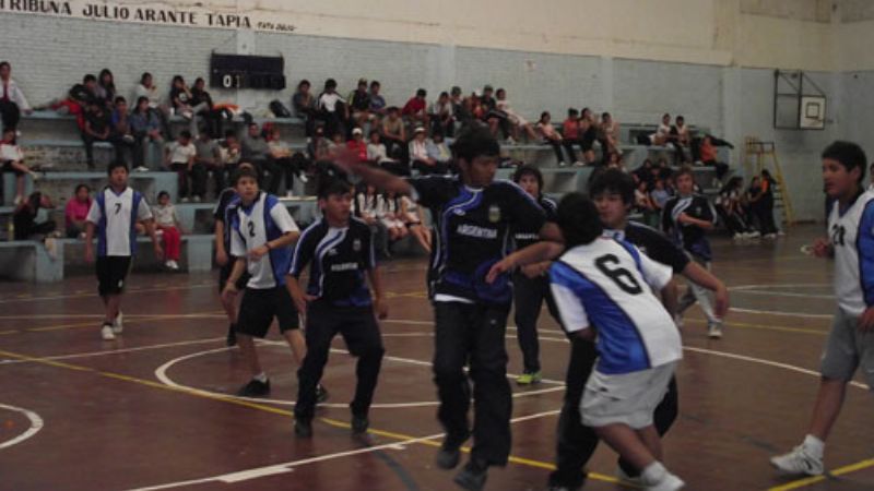 Siguen los Interescolares de Básquetbol