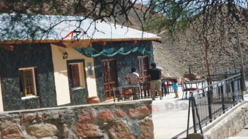 Turistas se quejaron por sobreprecios en el complejo termal de Fiambalá