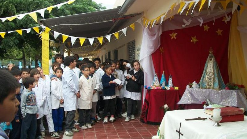 La virgen fue recibida en las escuelas del Norte y La Chacarita