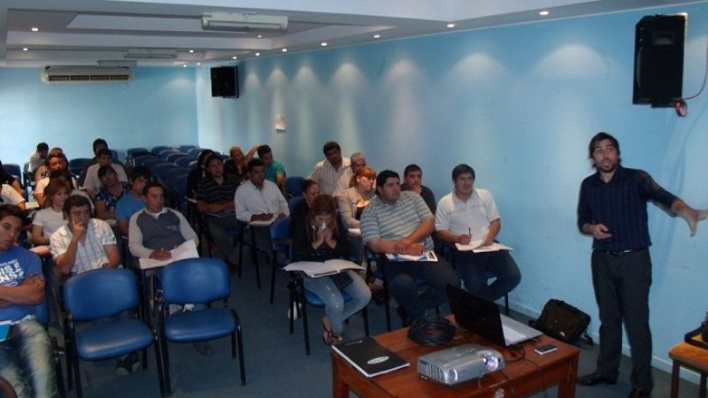 Municipios buscan sumarse a la emisión de la Licencia Única de Conducir  