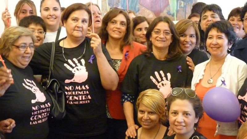 La gobernadora dio inició a las actividades por la Semana de la No Violencia contra la Mujer